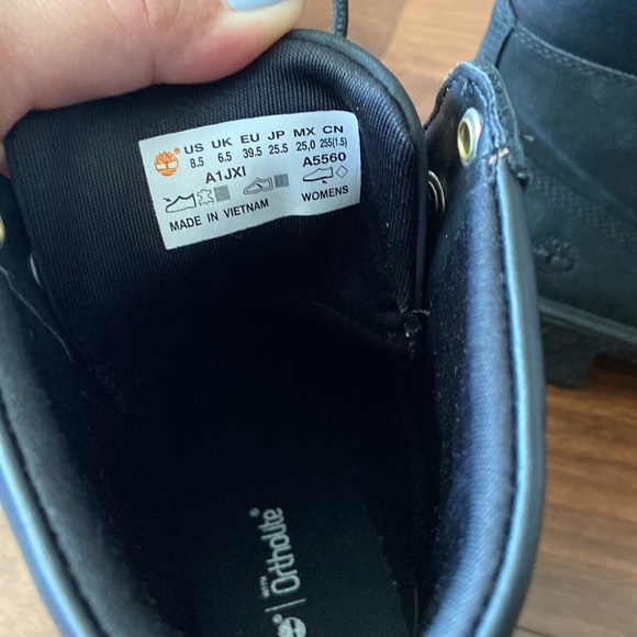 Timberland Boots - Picture 6 of 8